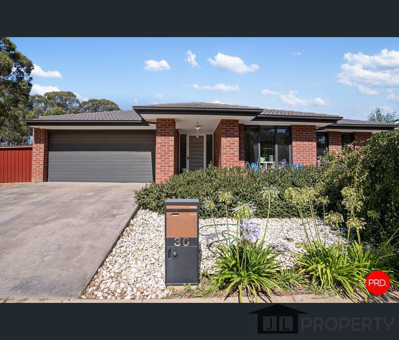 30 Galloway Street, Ascot, Vic 3551