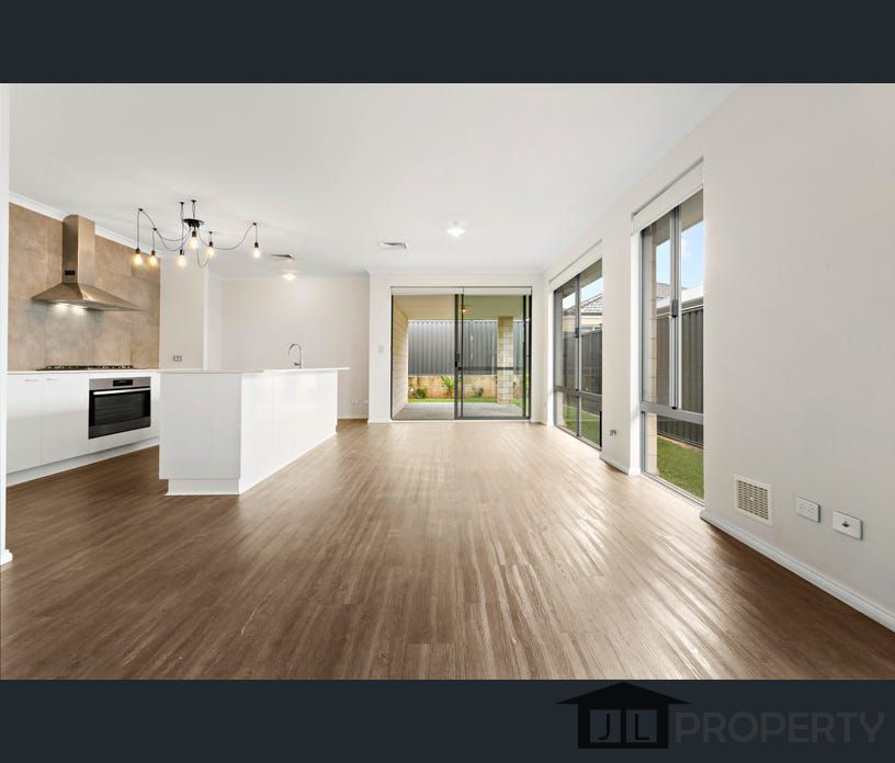 26 Citrine Street, Treeby, WA 6164