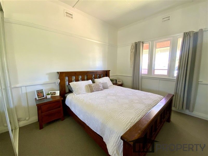 36 Grenfell Street, Forbes NSW 2871