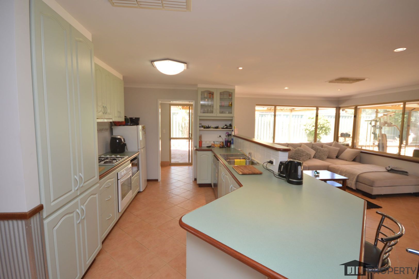 5 Oleander Place, Halls Head WA 6210