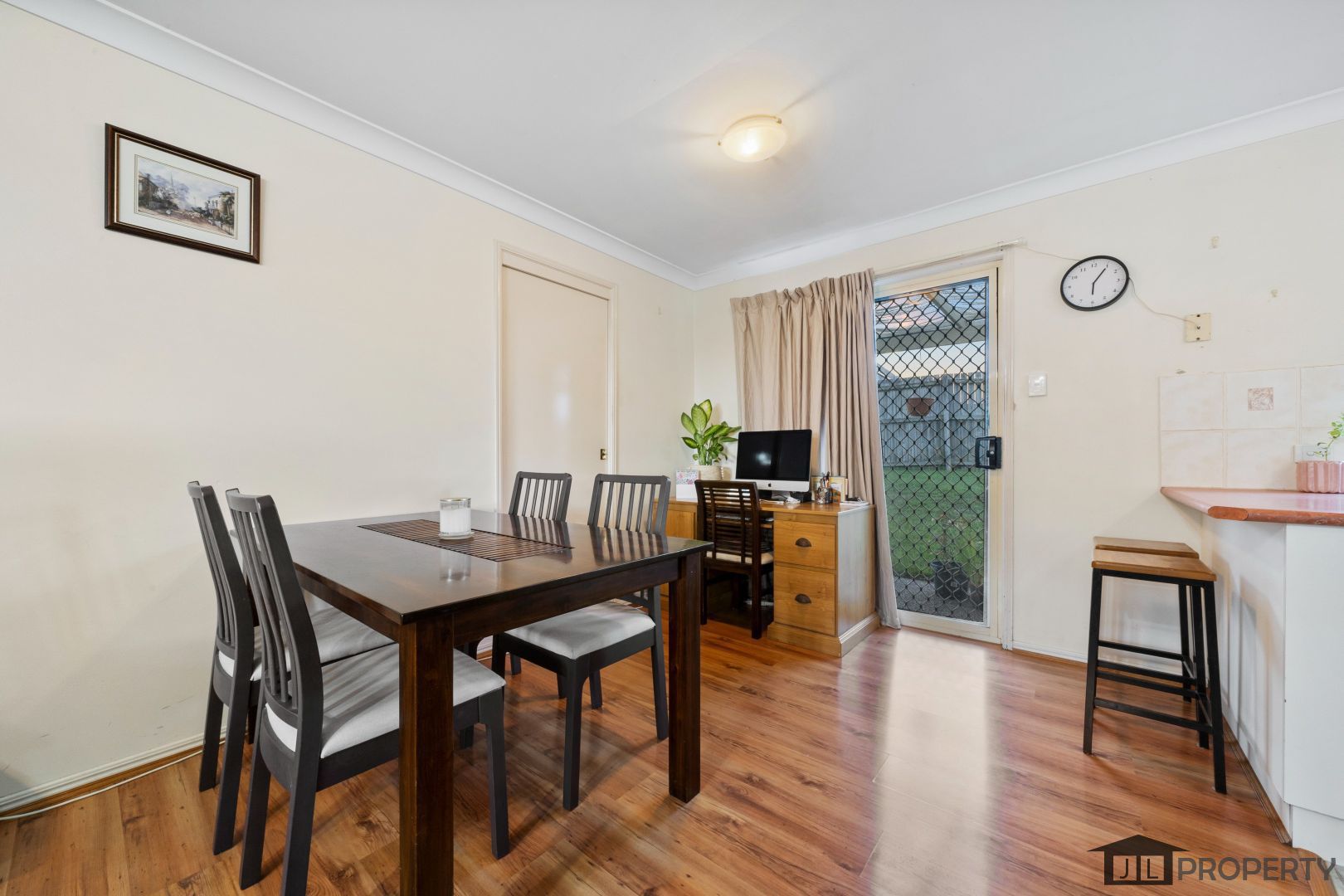 8 Bou Court, Edens Landing QLD 4207