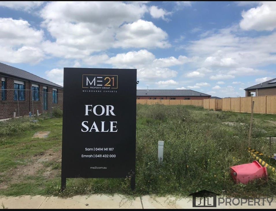 Lot 4, 11 evangeline terrace, Cranbourne East, Vic 3977