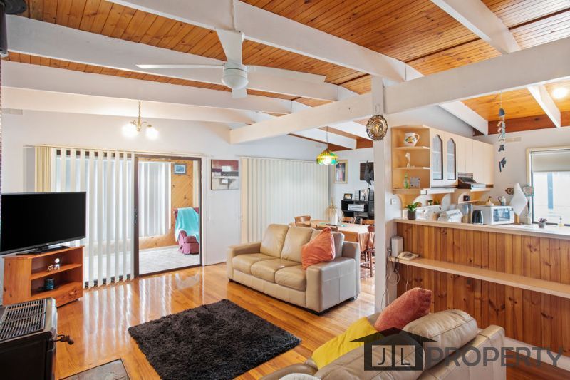 46-48 Wilhelm Street, Loch Sport VIC 3851