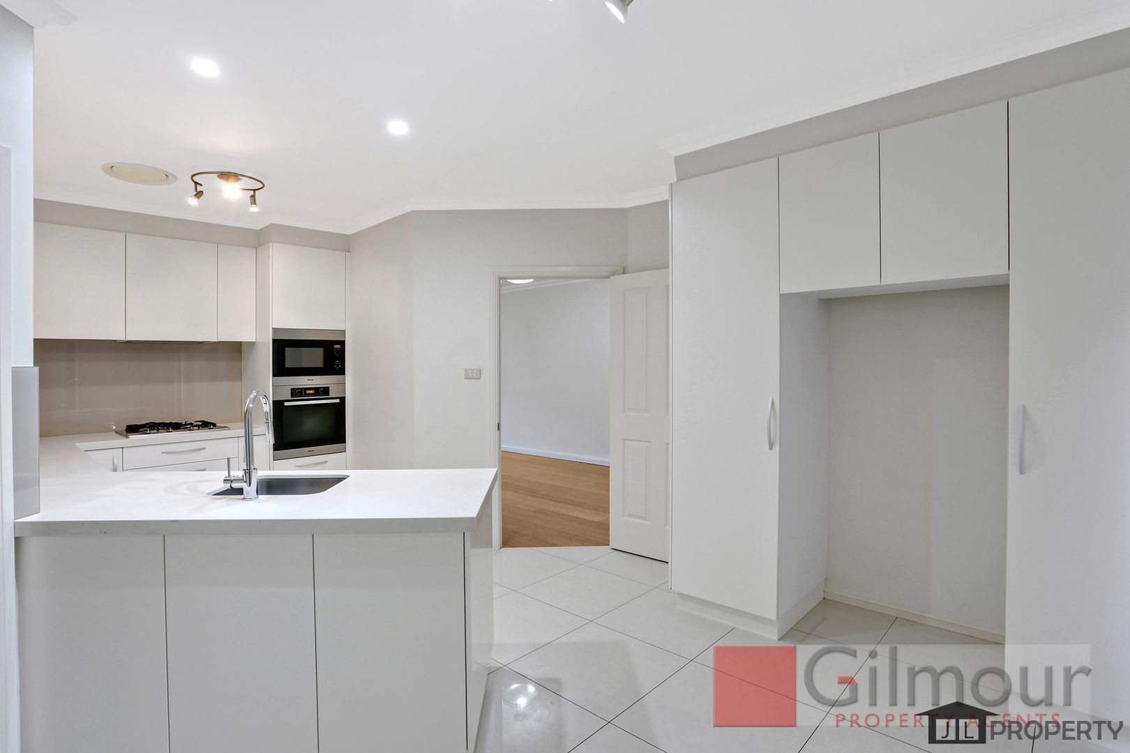 25/11 Harrington Avenue, Castle Hill NSW 2154