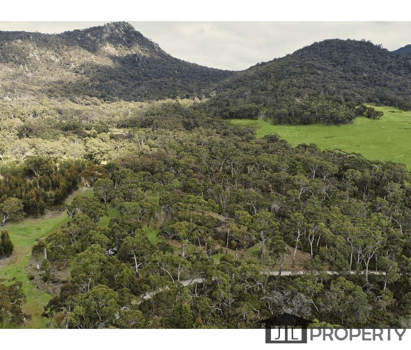 18 Bank Road, Warrak, Vic 3377