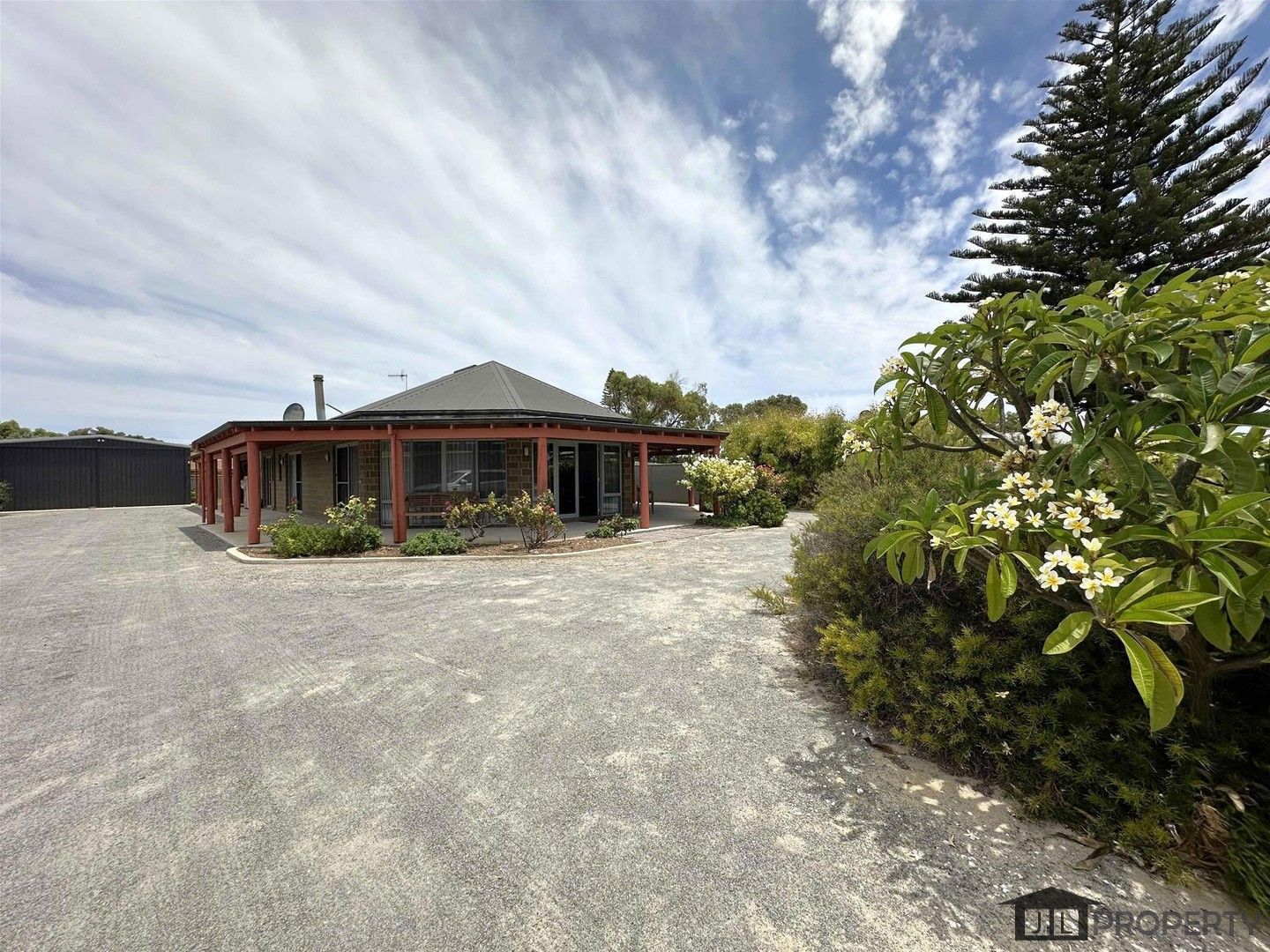 12 Read Street, Green Head WA 6514