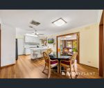 thumbnail-10-windsor-avenue-wyndham-vale-vic-3024-6