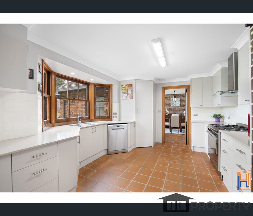 16 Highlands Road, Armidale, NSW 2350