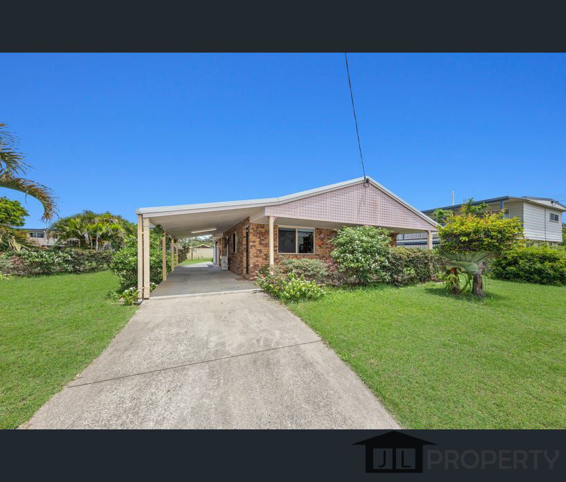 12 Dwyer Street, Beachmere, Qld 4510