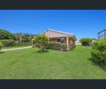 thumbnail-12-dwyer-street-beachmere-qld-4510-11