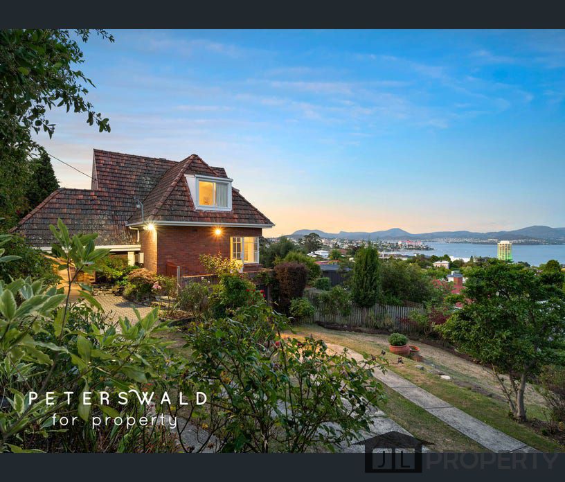 1 Cheverton Parade, Sandy Bay, Tas 7005