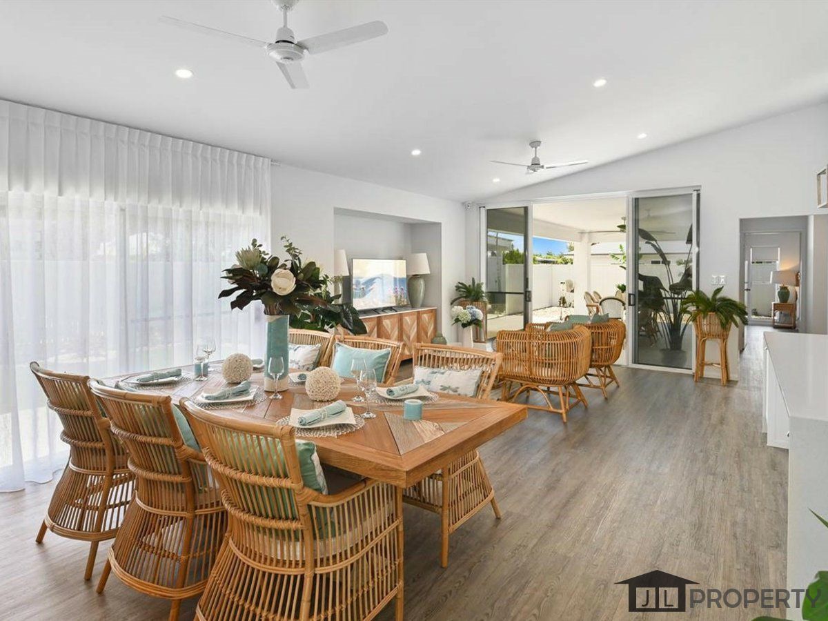 11-15 Dickson Street, Port Douglas QLD 4877