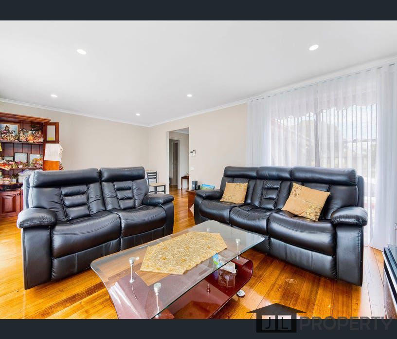 9 Sweeney Drive, Narre Warren, Vic 3805