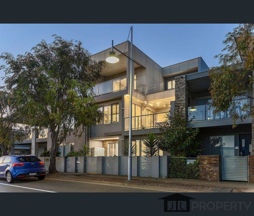 22 Spinnaker Terrace, Safety Beach, Vic 3936