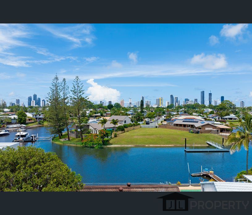 33 Sophie Avenue, Broadbeach Waters, Qld 4218