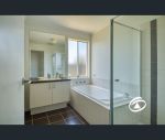 thumbnail-10-windermere-boulevard-pakenham-vic-3810-11