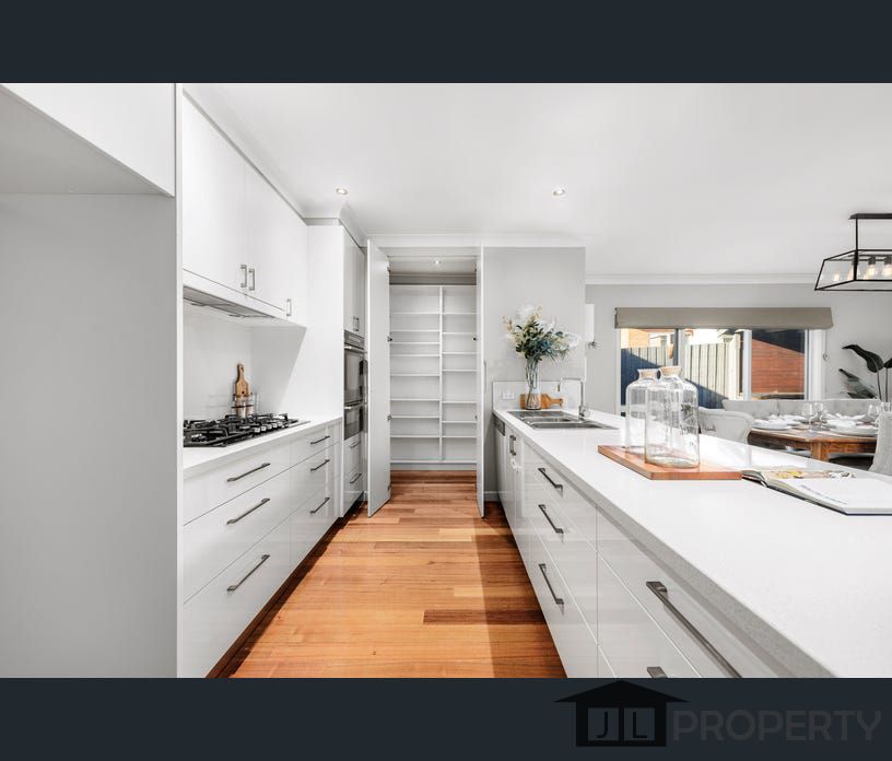 17 Jackson Street, Forest Hill, Vic 3131