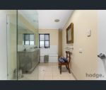 thumbnail-10-teneriffe-drive-teneriffe-qld-4005-12