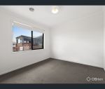 thumbnail-30-higgins-street-fraser-rise-vic-3336-12