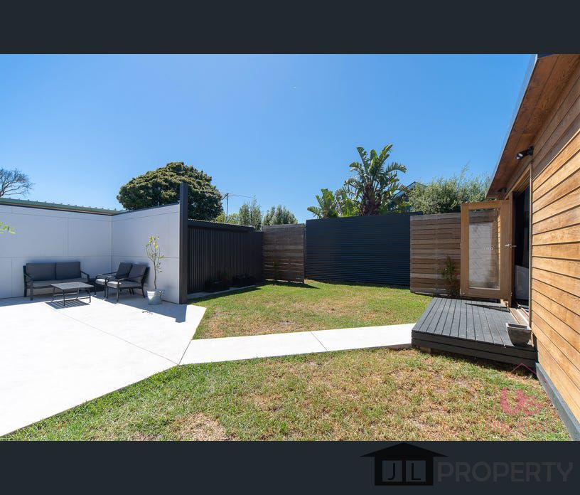 12 Mahoney Crescent, Seaford, Vic 3198