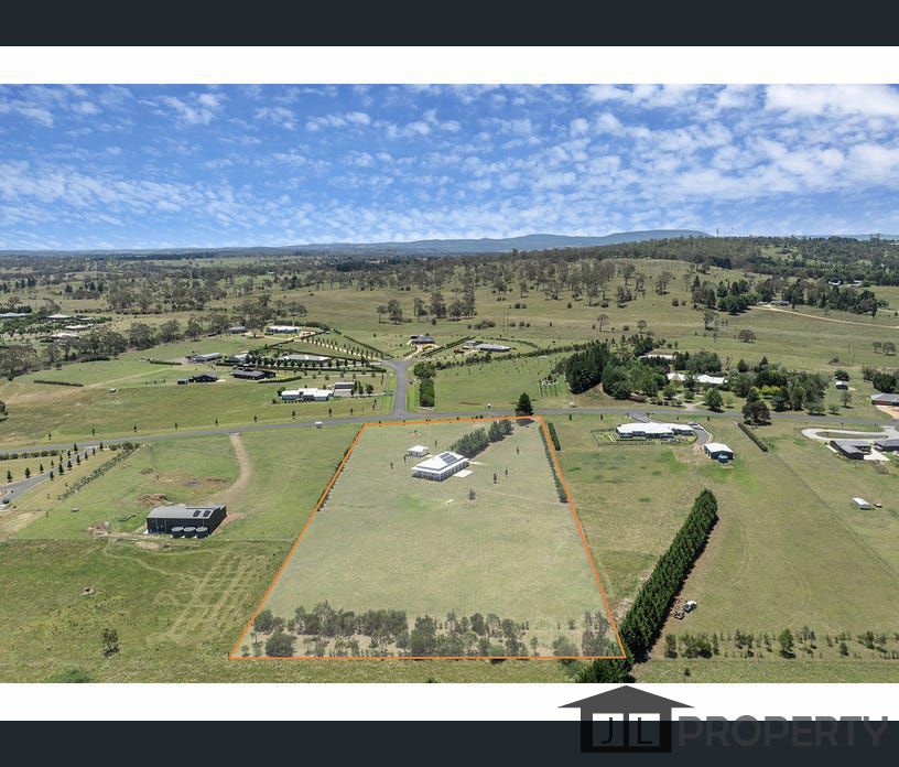 25 Post Way, Armidale, NSW 2350