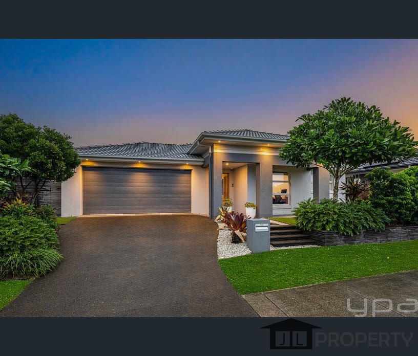 33 Belconnen Drive, Pimpama, Qld 4209