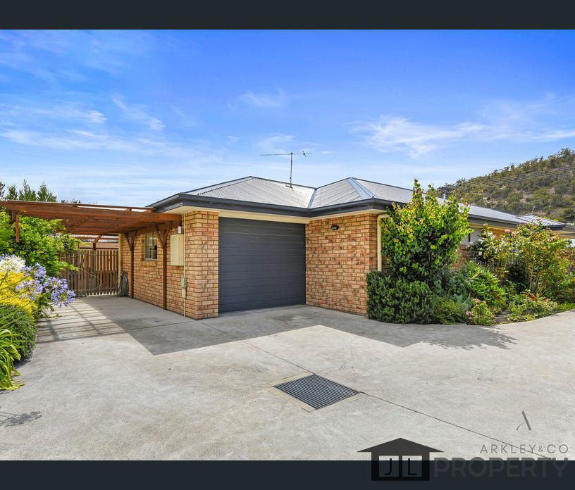 1/15 Talune Street, Lindisfarne, Tas 7015