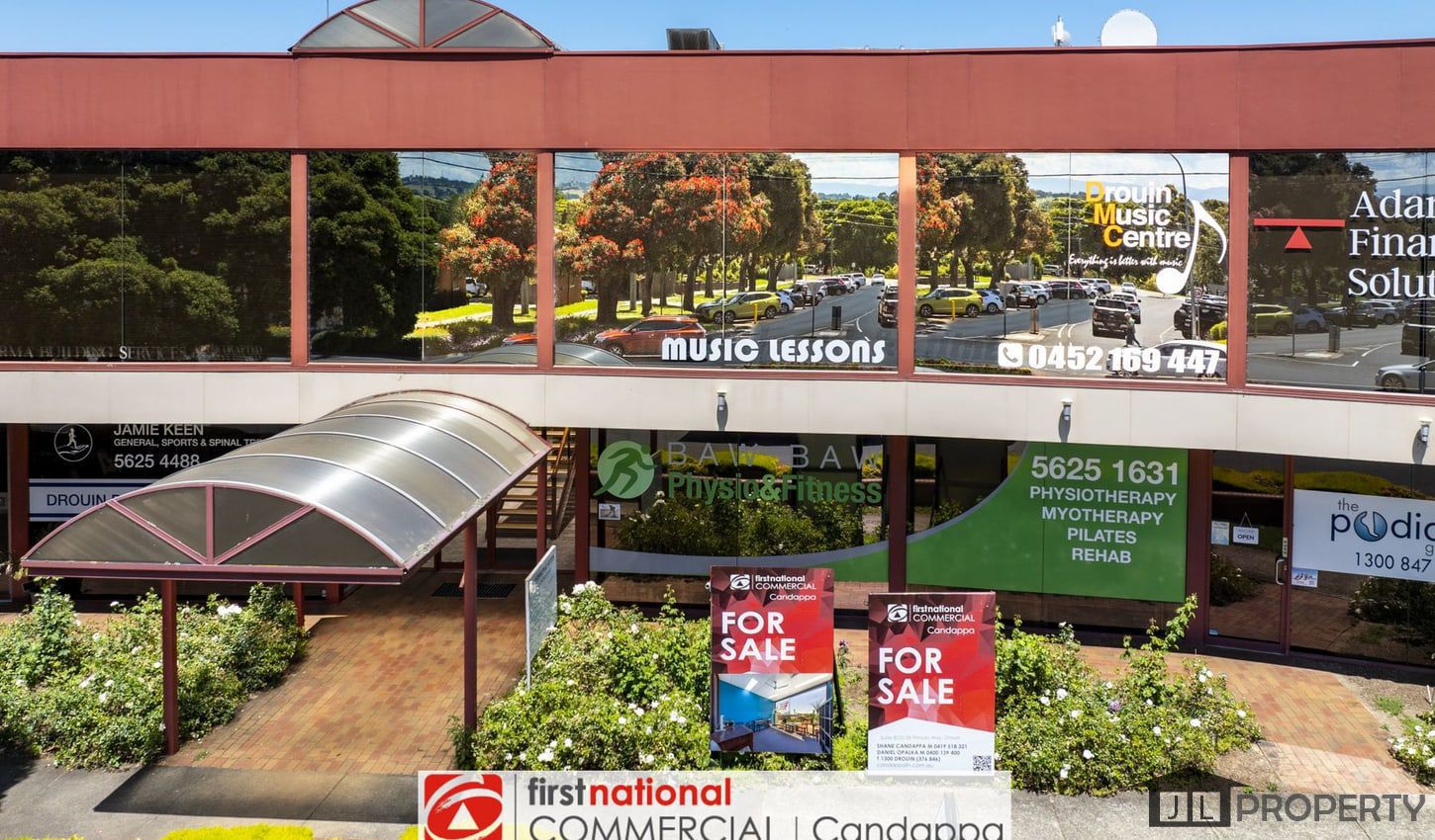 8/22-26 Princes Way Drouin VIC 3818