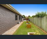 thumbnail-35-wigan-avenue-highfields-qld-4352-5