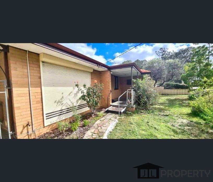 27 Grasmere Way, Kelmscott, WA 6111