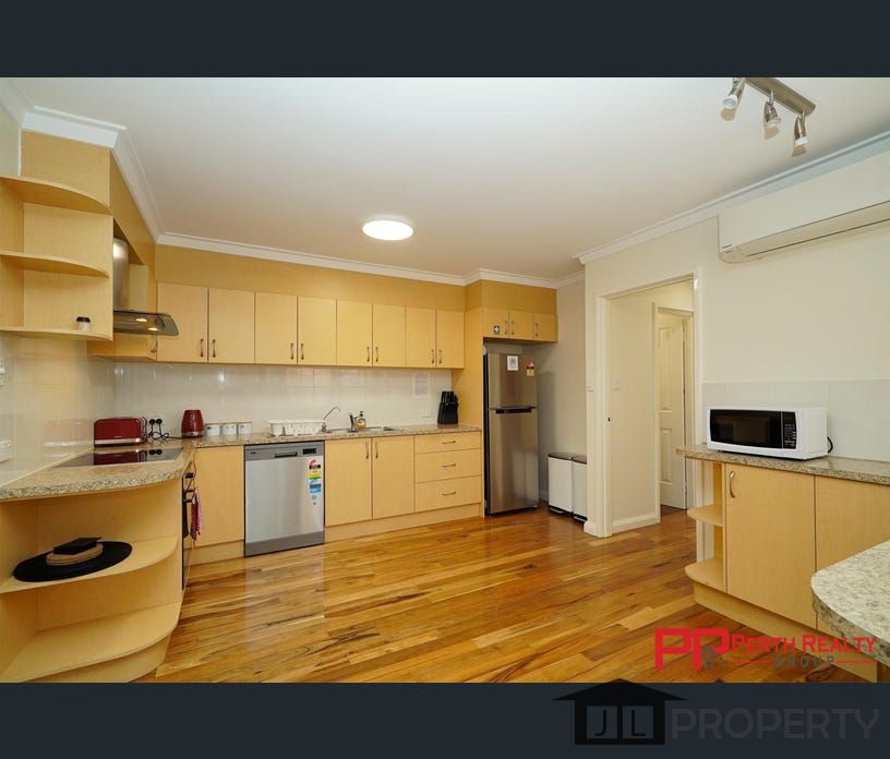 1/136 Gloucester Street, Victoria Park, WA 6100