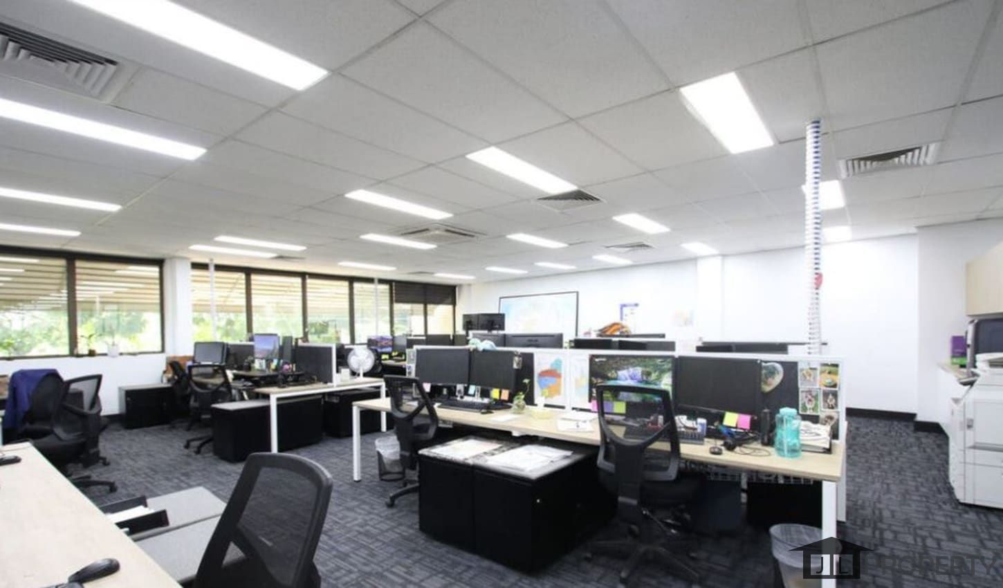 Lease 4/Level 1, 1933 Logan Road Upper Mount Gravatt QLD 4122