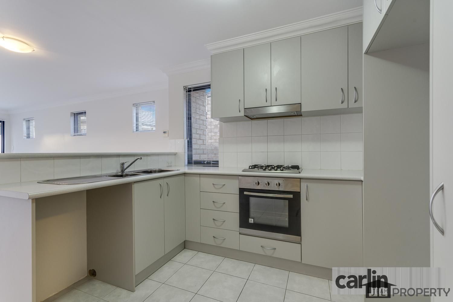 1/16 Coojong Link, Success WA 6164