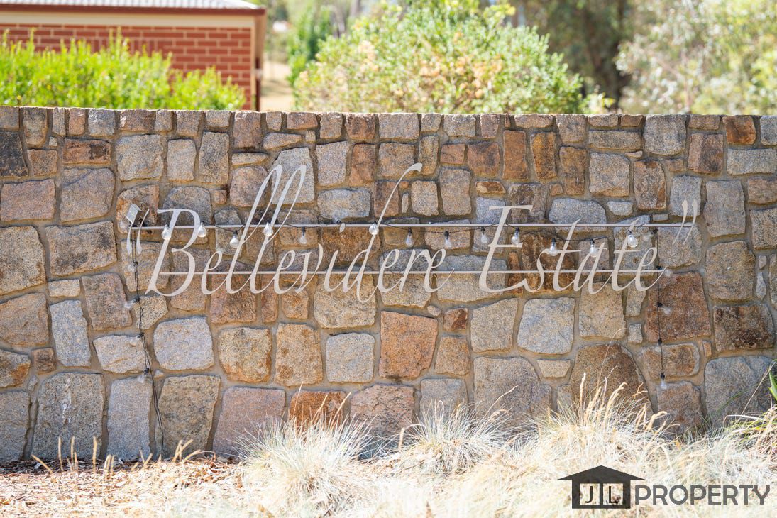 11 Abbott Drive, Lavington, NSW 2641