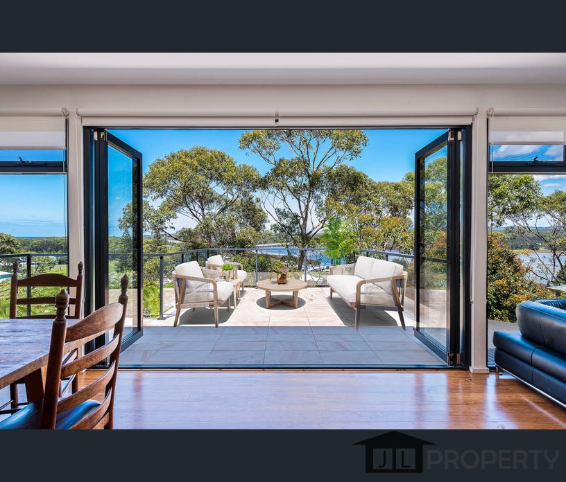 88 Canberra Crescent, Burrill Lake, NSW 2539