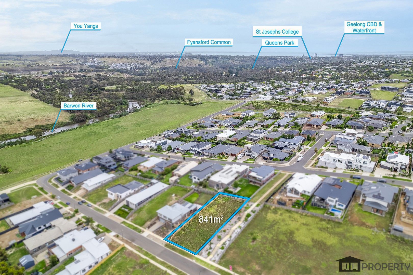 17 Majestic Drive, Highton VIC 3216