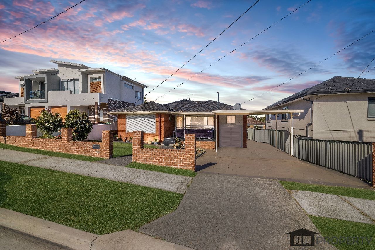 117 Flinders Road, Georges Hall NSW 2198