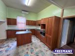 thumbnail-21-burnett-street-kingaroy-qld-4610-11