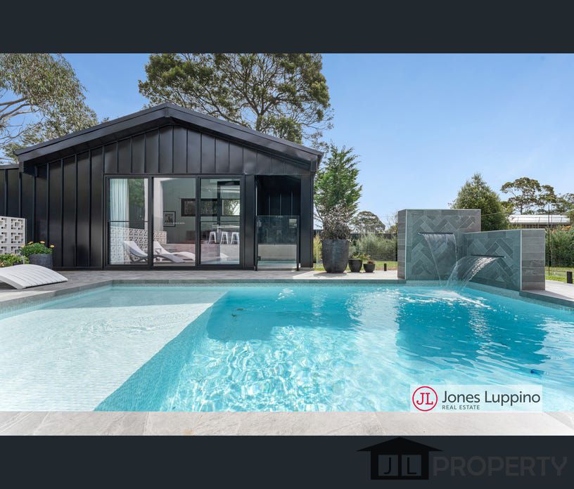 6 Austin Avenue, McCrae, Vic 3938