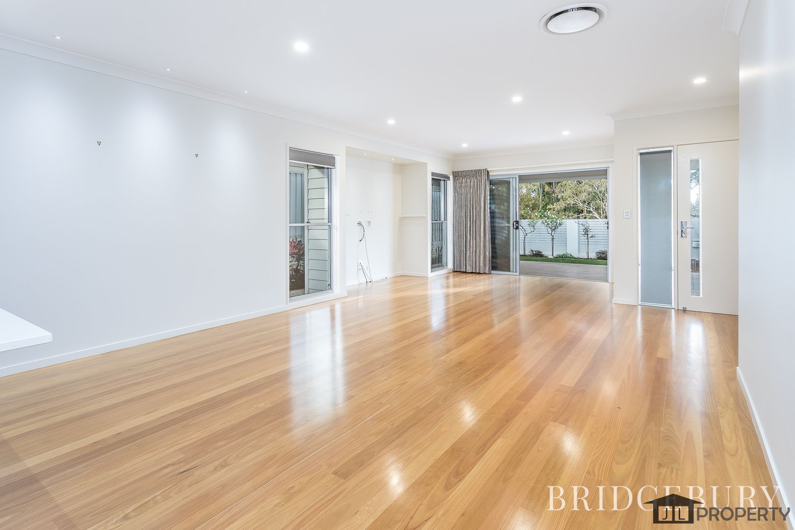 27 Dewberry Place, Bridgeman Downs QLD 4035