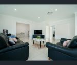 thumbnail-10-grace-view-darling-heights-qld-4350-8