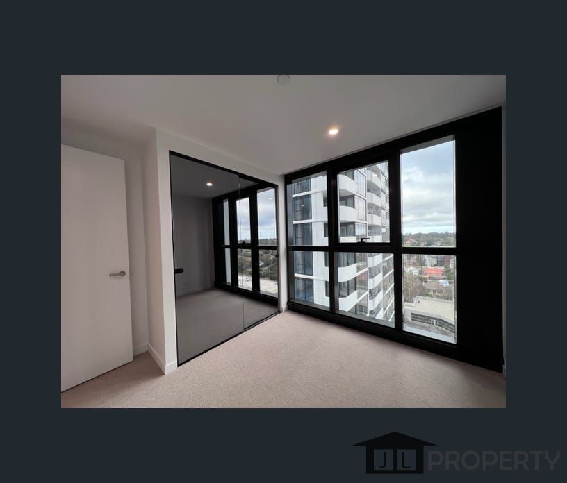 2105/3 Young Street, Box Hill, Vic 3128