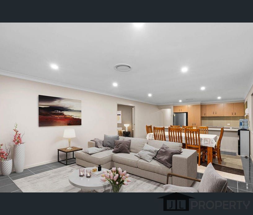 27 Valentine Circuit, Augustine Heights, Qld 4300