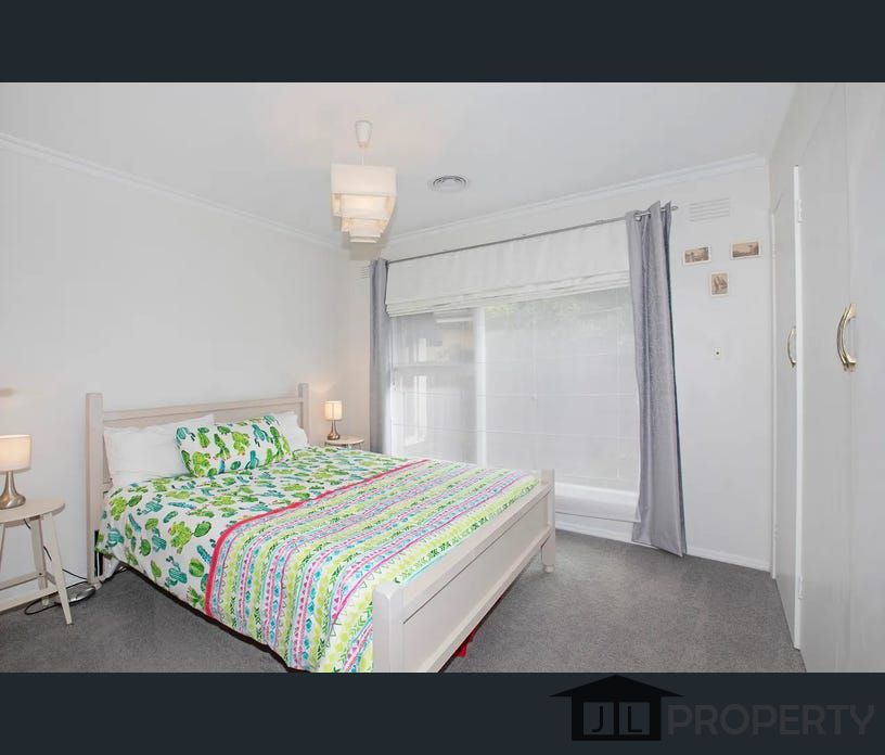 5 Englewood Court, Belmont, Vic 3216