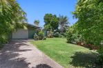 thumbnail-49-kent-street-urangan-qld-4655-5