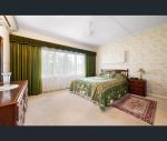 thumbnail-40-illowra-street-the-gap-qld-4061-12