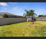 thumbnail-15-axminster-crescent-craigmore-sa-5114-10