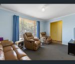 thumbnail-15-axminster-crescent-craigmore-sa-5114-14