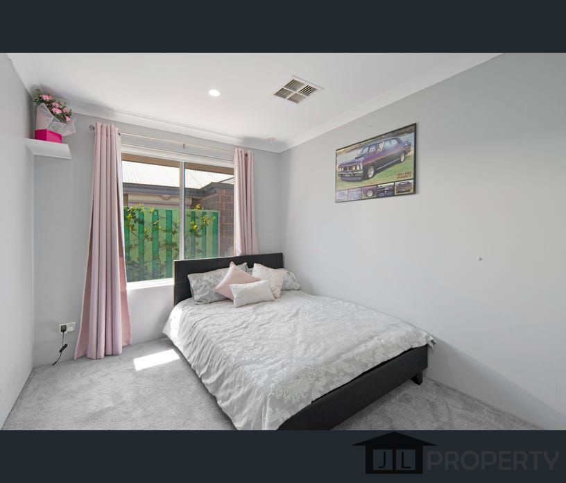 66 Cheriton Avenue, Ellenbrook, WA 6069