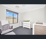 thumbnail-1-reimers-street-emerald-qld-4720-14